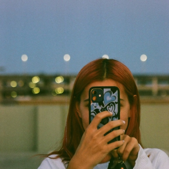 Meet your Posher, Emily - Picture 1 of 1